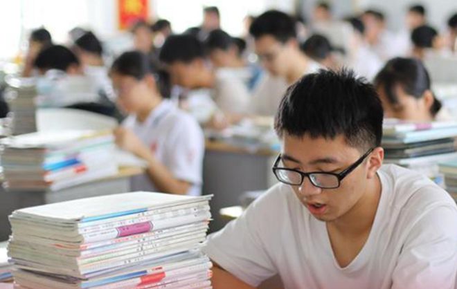 威客电竞浙江4所“害人不浅”的大学已被人民日报曝光考生避免入坑(图8)