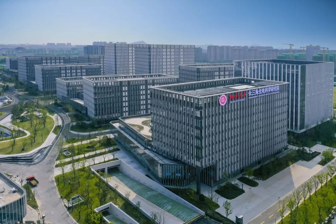 江苏南通：向新而生 新威客电竞一代信息技术乘云而上(图3)