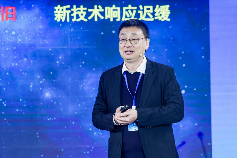 “人工智能+”行动科大讯威客电竞飞发布信息科技教育解决方案(图8)