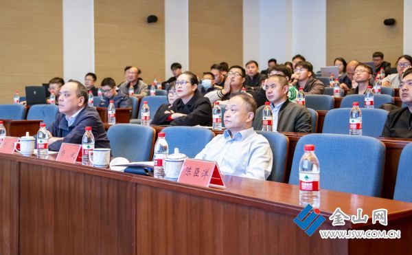 威客电竞镇江市互联网协会举办5G-A新技术及行业应用培训(图2)